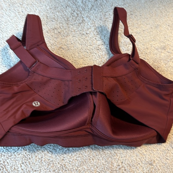 Lululemon Run Times Bra - Picture 2 of 4